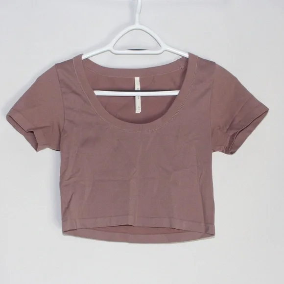 babaton by Aritzia Top - Picture 2 of 4